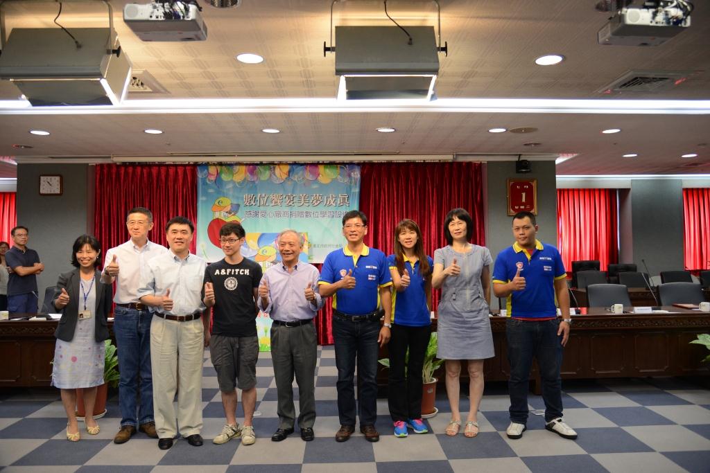 凤山温泉_凤山社会课中低收入户